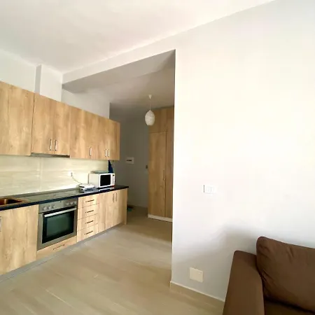 Apartment Studio Qerret *