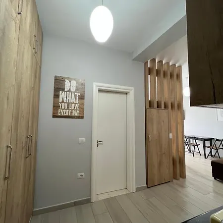Studio Qerret Apartment Golem (Tirana)